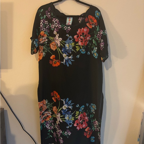 Johnny Was Flower Garden Georgette Dress Black Floral Shift Size M - Picture 3 of 9